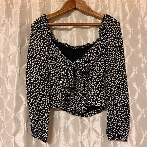 Reformation Bacio Top Pearls Black White Polka Dot Blouse Smocked Ruffle Back - Picture 5 of 13